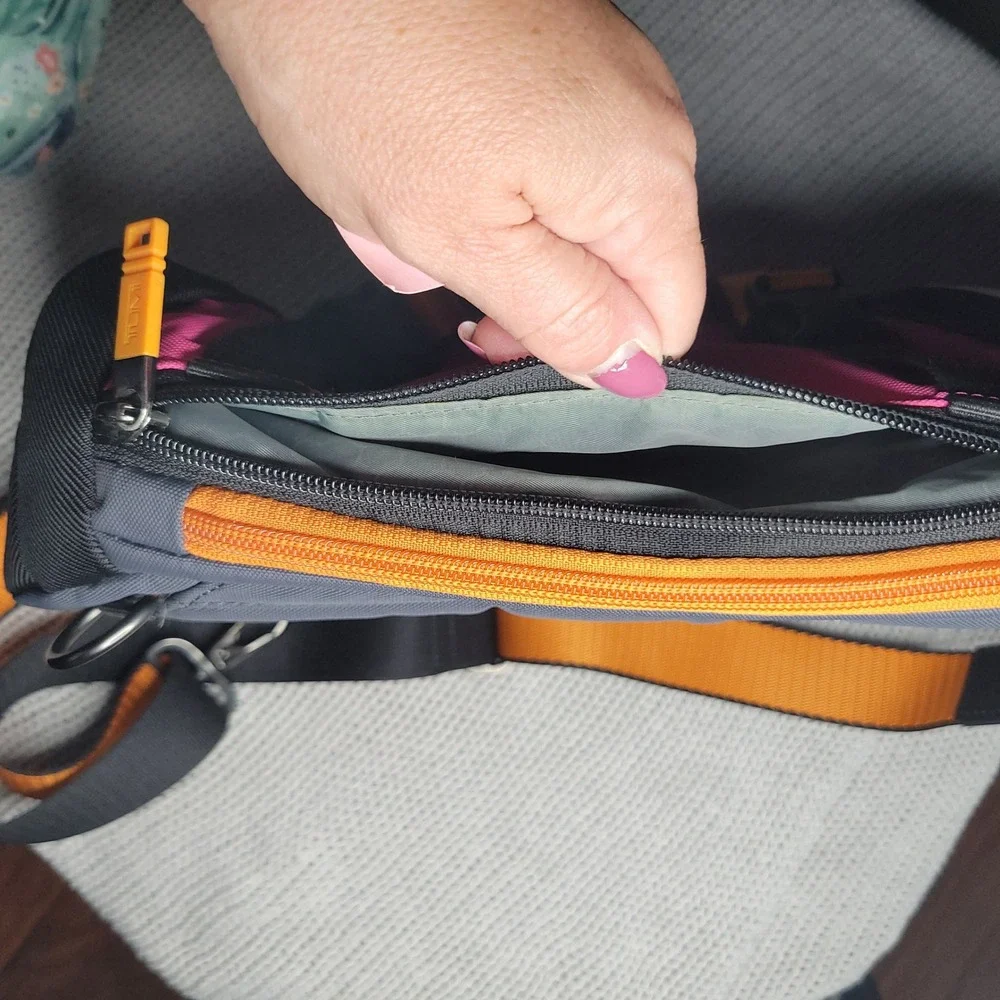 Tumi tahoe lyons